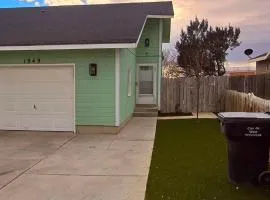 Your cozy little house away from home plus jacuzzy