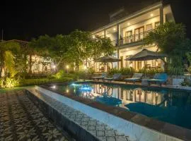 Govardhan Nusa Penida