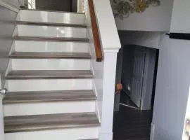 townhouse with jacuzzi and 1 car garage