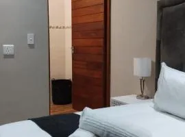 Mnembe Safari Game Reserve