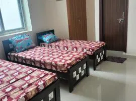 ELITE LIVE iNN HOME HOSTEL