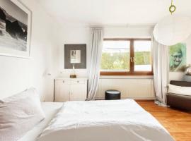 Helle Wohnung - Top angebunden - Düsseldorf, hotel en Kaarst