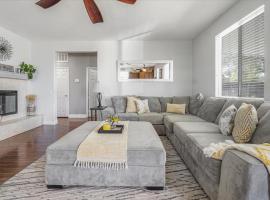 Your Home Away From Home near Wineries & Old Town, hotel a Murrieta