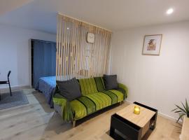 Riverside, Hotel in Montereau-faut-Yonne