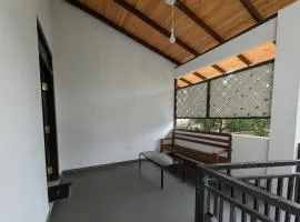 CALMORA Home Stay