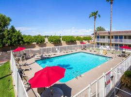 Motel 6 Mesa North, hotel di Mesa