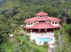 Spectacular 3BR Villa w/ Waterfalls & Toucans
