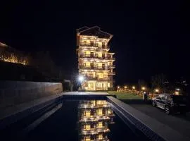 Snow Apple Resort by West Western