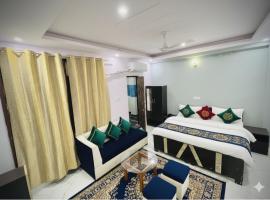 Hotel regal garden, hotel i Faridabad