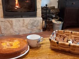 Casa Rural LAS ABUBILLAS, отель в городе Мирабуэно