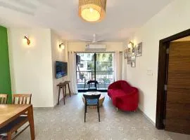 Peaceful 1BHK Velvet Themed Apartment in Candolim - Walk to Beach