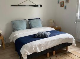 maison 9 personnes, 4 chambres,pacé,10mn de Rennes, Hotel in Pacé