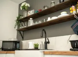 Cozy 2Br Home near Downtown WPG - Free Parking