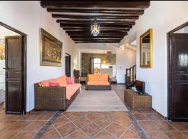 Cortijo Rural Doña Adela, hotell i Berja