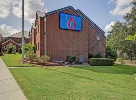 Motel 6-San Antonio, TX - Medical Center South