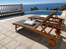 Villa Sa Roqueta Mar&Cielo, Hotel in Salobreña