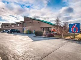 Motel 6-Lansing, IL - Chicago South、ランシングにあるGary-Chicago Airport - GYYの周辺ホテル