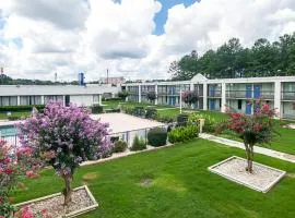 Motel 6-Conyers, GA