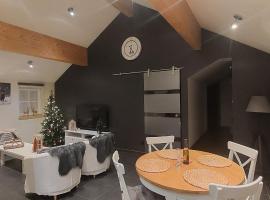 Les Champs aux Boules Ambiance très cosy, hotel a Herbeumont