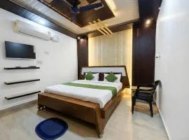 Guru Amrit Residency