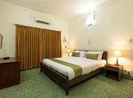 Hanu Reddy Residences Wallace Garden