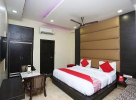 Hotel O Samrat, hotel in Gurgaon