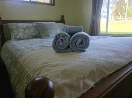 Warrego Farm Stay Room 1