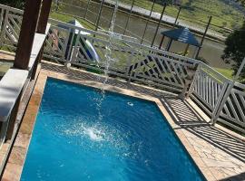 Sítio para família toda, hotel v destinaci Massaranduba
