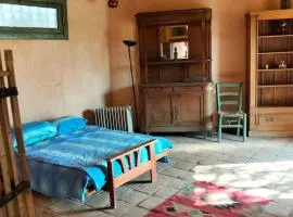 Chalet besides sakkara piramid