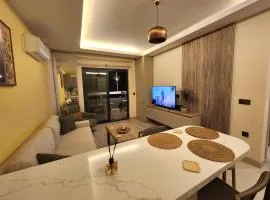 TOROS BULVAR Cozy fancy Sea view next to the Mall and near to the Beach, in the mid of Alanya Mahmutlar!