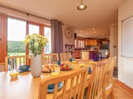 Silverwood Main House Modern Spacious - Pass the Keys