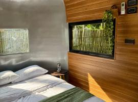 Anora Eco-Resort Siquijor, готель у місті Lazi