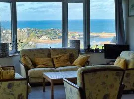 Ker Wind - panoramic sea view house Primel 8-10p