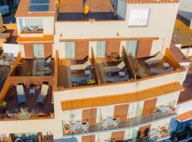Hotel Carmen: Roses'te bir otel
