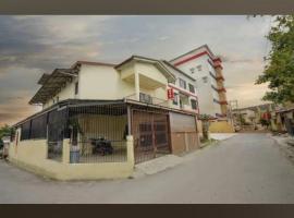 Halim Living – hotel w mieście Sukarami