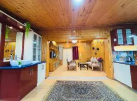 Pine Forest Vibes Kasauli With Sitting Area Availbale & Garden Space, 1BHK,2BHK,3BHK,4BHK,10BHK