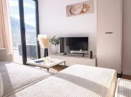 Moderný apartmán so súkromnou terasou v centre Banskej Bystrice