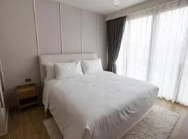 Premium 1BR Laguna, 200m to the Beach in Bang Tao