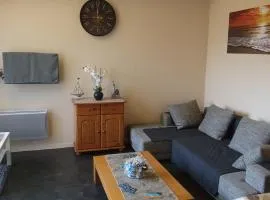 Bel appartement à 100m de la plage avec parking privé