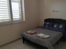 FONDO VERSACE, hotel v destinaci Reggio di Calabria