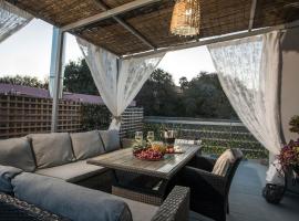 San Francisco maisonette