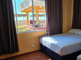 Hotel y Restaurante Punta Corona, hotel in Acajutla