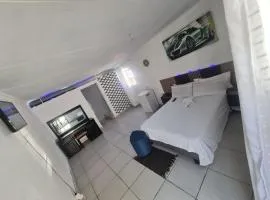 chikos premium rooms