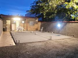 Kit Net paulistana, hotel in Bertioga