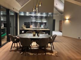 LyNora Lodge, hotel in Indre Ravelseidet