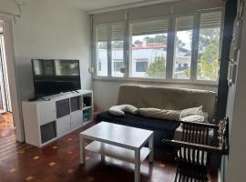 Beach duplex for families and surfers! โรงแรมในการ์กาแวโลส