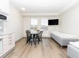 Cozy apartment for three by the ski trails