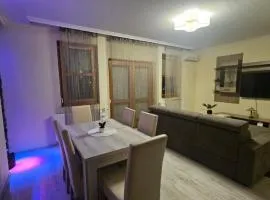Lotti City Apartman