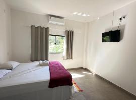 Pousada caminho das &aacute;guas, strandh&oacute;tel &iacute; Piren&oacute;polis