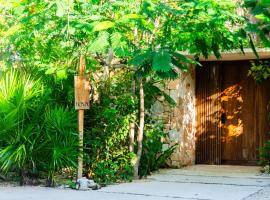 Teva Tulum, Aldea Zam&aacute;, hotel med parkering i Tulum